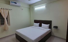 Redkey Inn Airport Bangalore